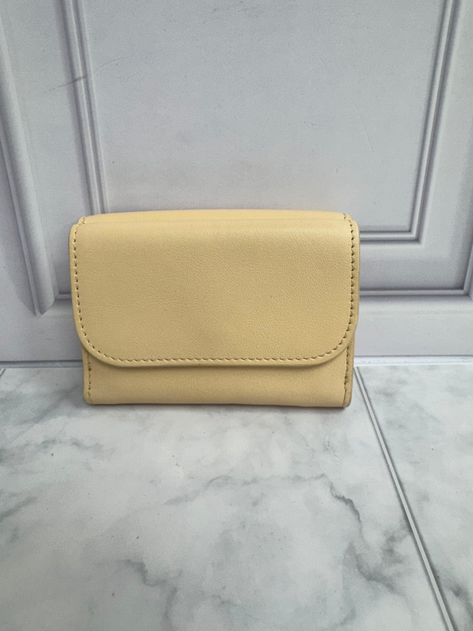 Chloe Beige And Multicolor Leather Compact Wallet