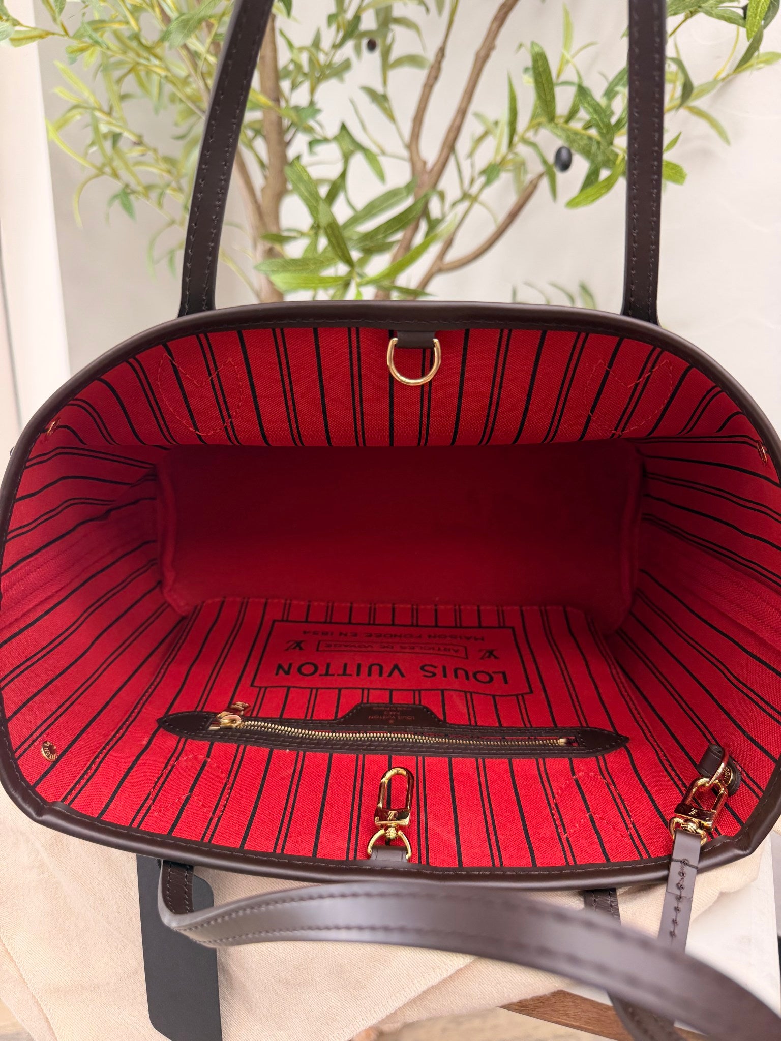 BRAND NEW Louis Vuitton Damier Ebene Neverfull PM