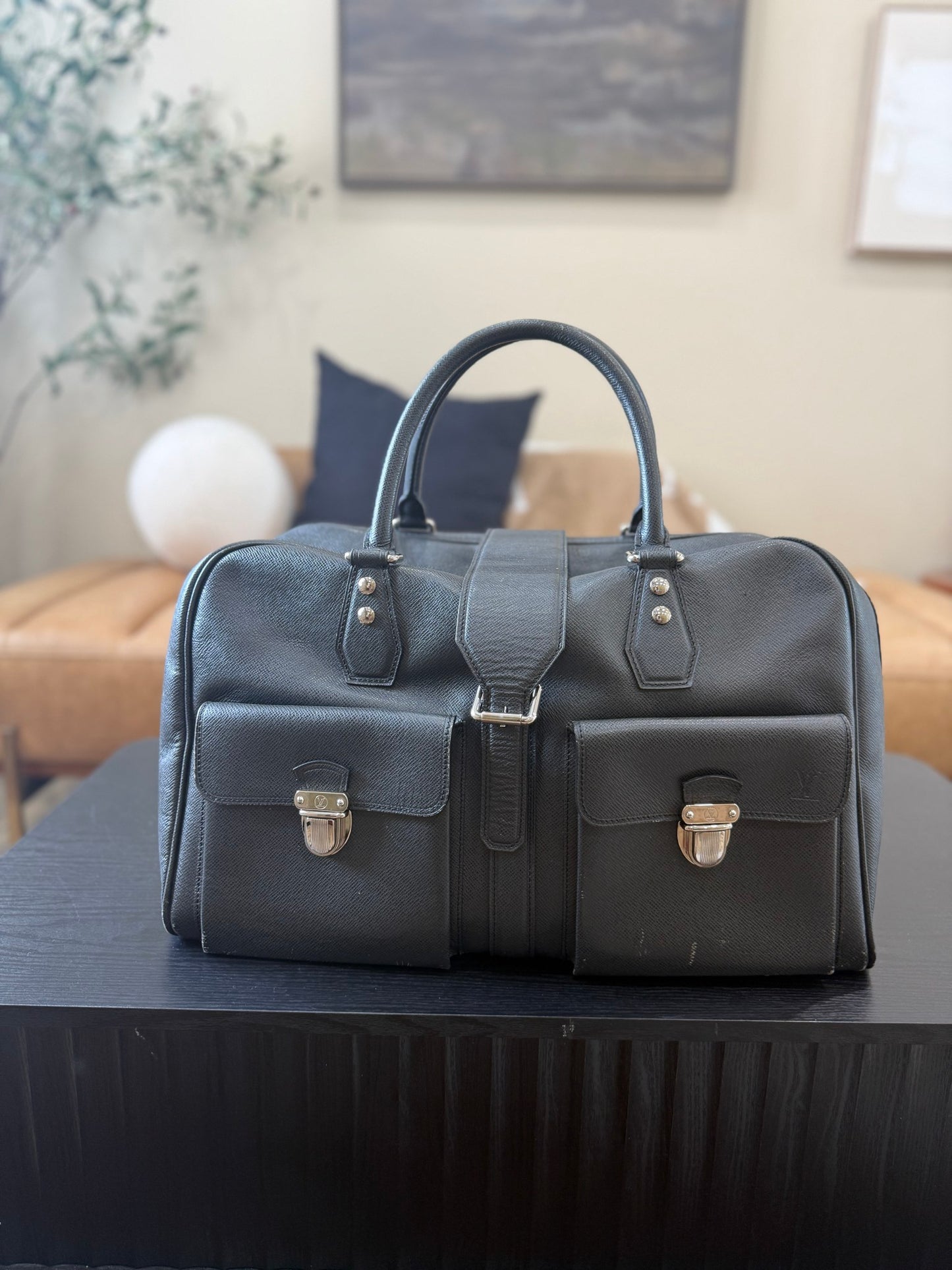 Louis Vuitton Black Taiga Ivan Carry On