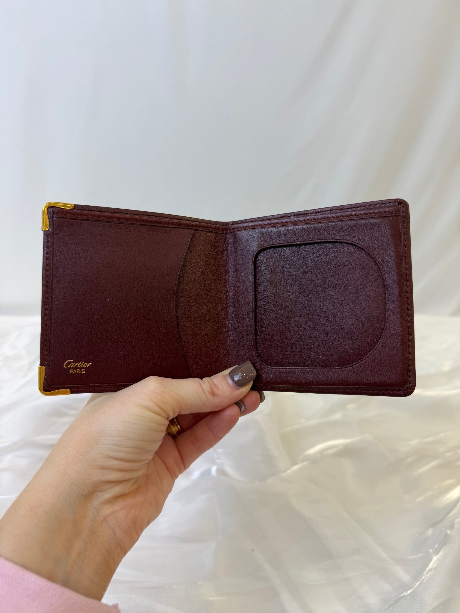 Cariter Bordeaux Leather Bifold Wallet