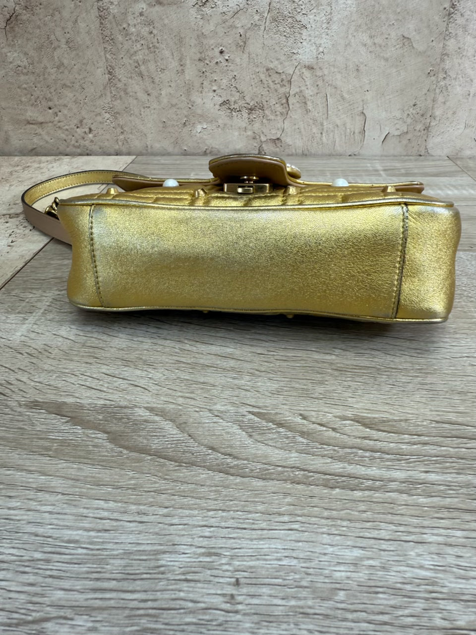 https://res.cloudinary.com/dyql5hig8/image/upload/v1750961084/w2ikyughb2jk1okstjuz.heic