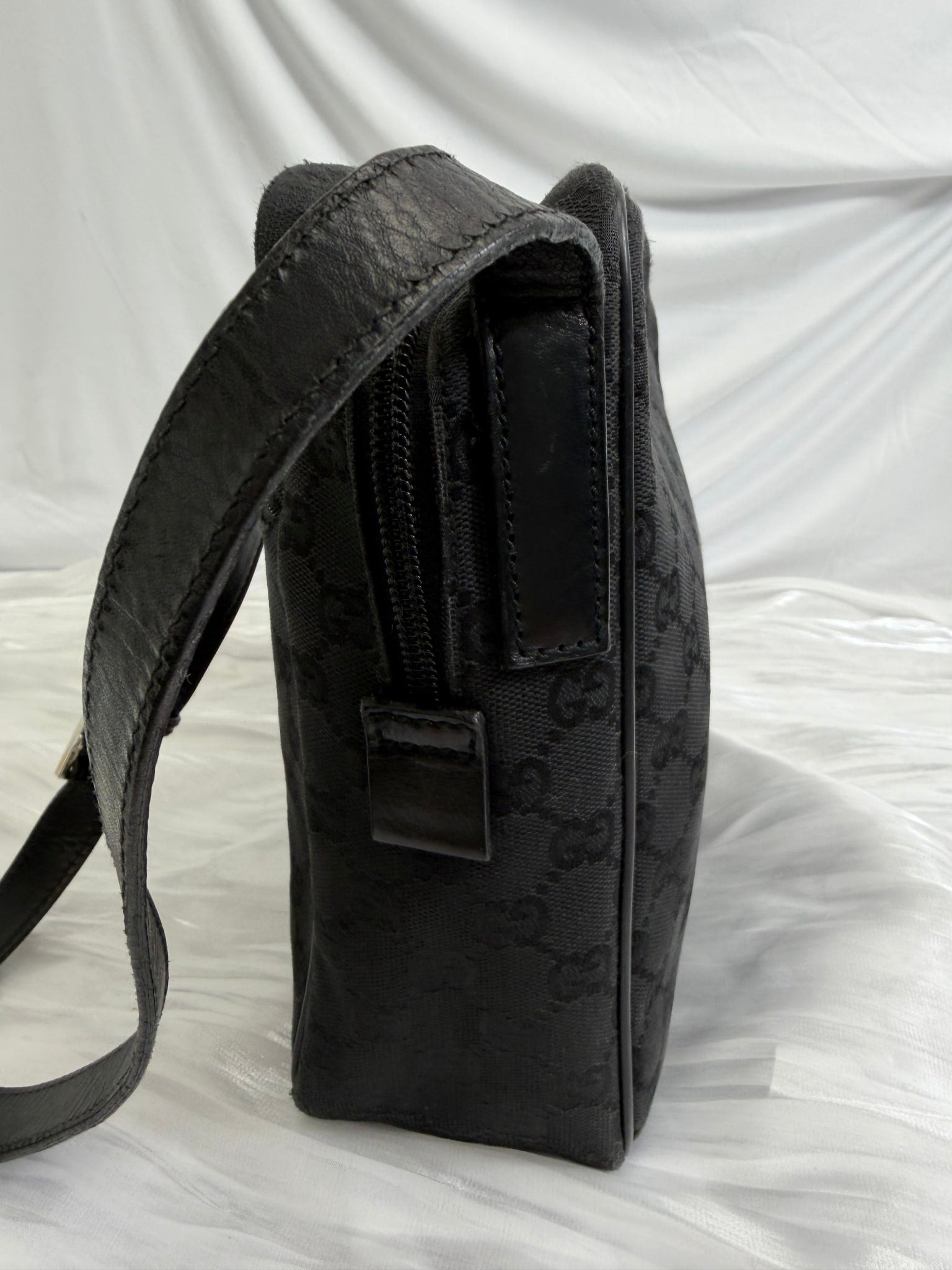 Gucci GG Black Canvas Messenger Bag