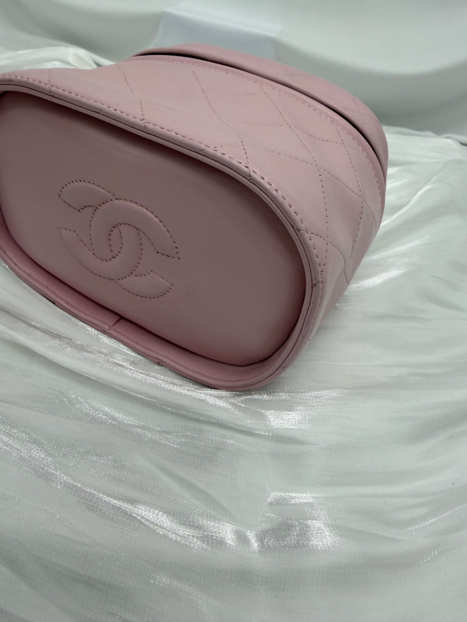 Chanel Pink Quilted Lambskin Round Vanity Bag