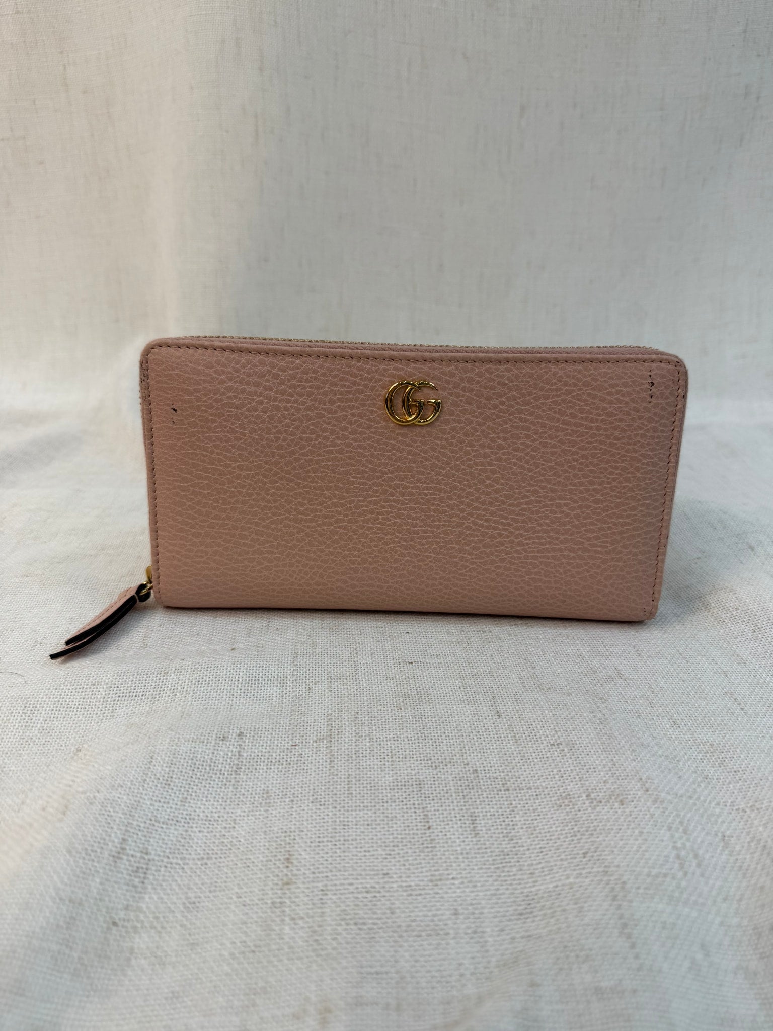 Gucci Light Pink Leather GG Marmont Zippy Wallet