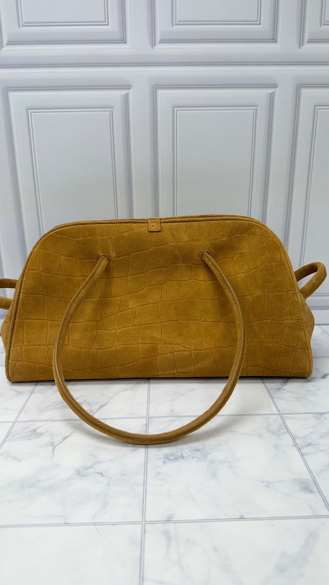 BRAND NEW - Jacquemus Camel Suede Leather Le Turismo Shoulder Bag