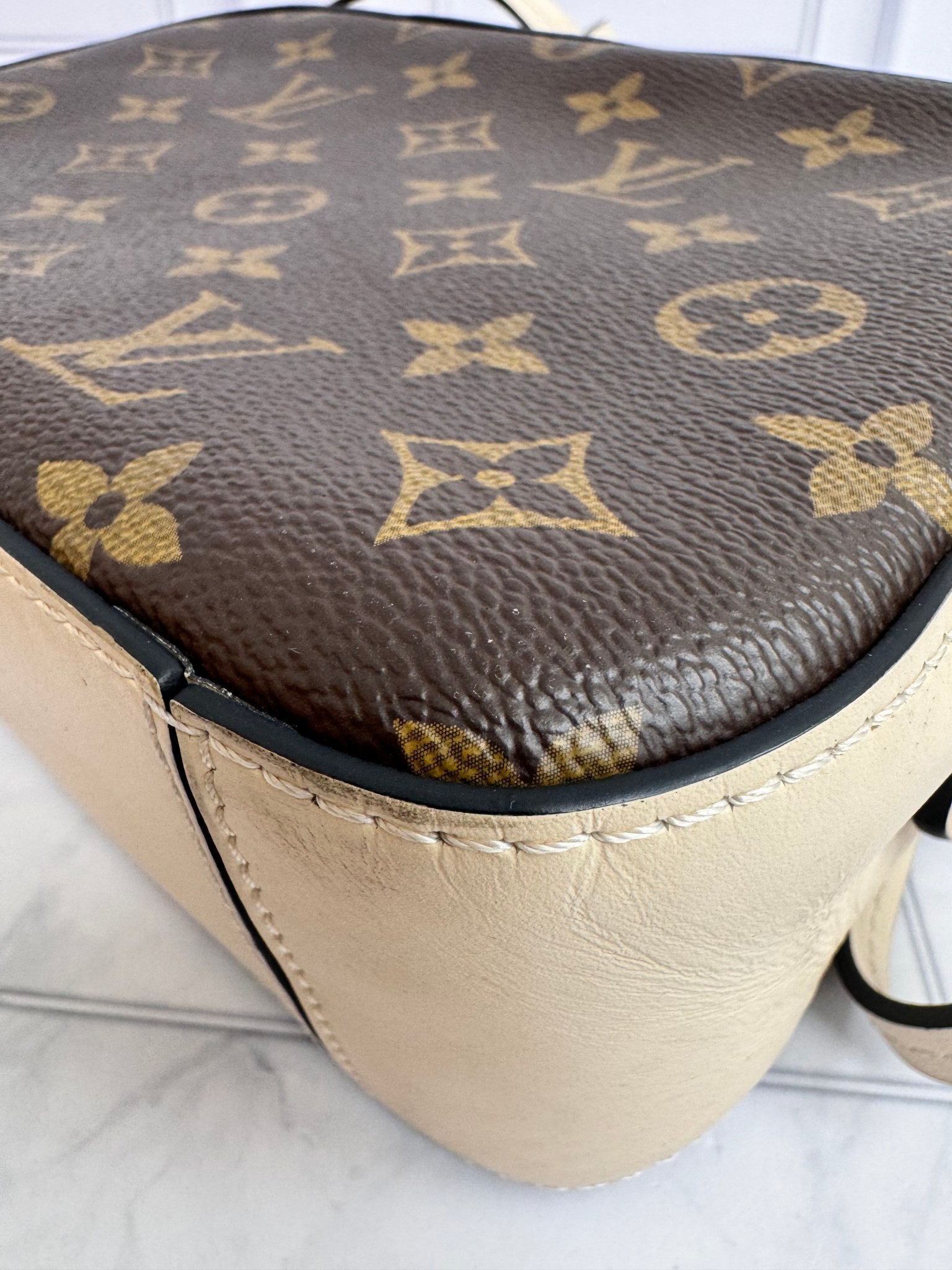 Louis Vuitton Monogram And Creme Saintonge Crossbody Bag