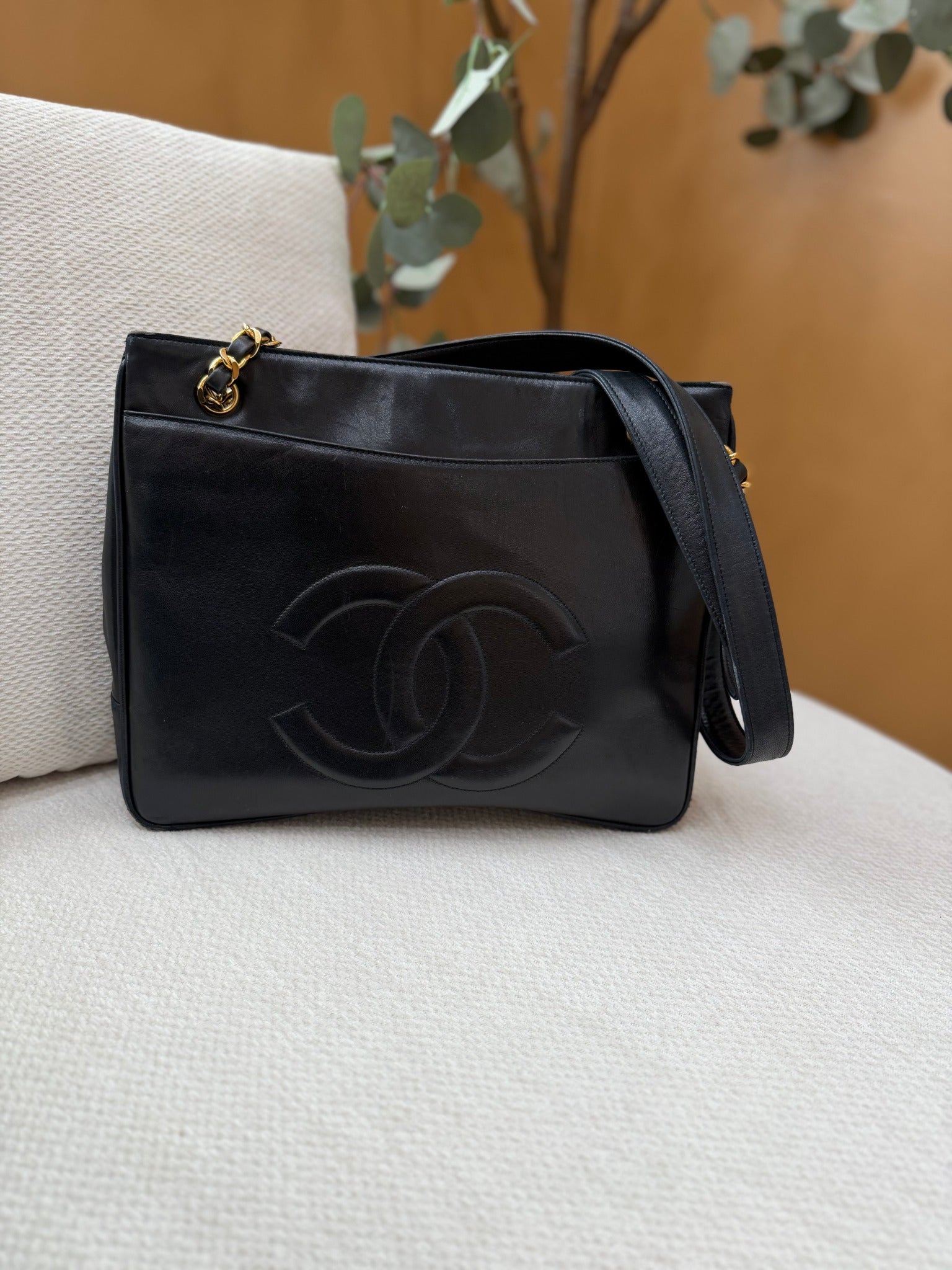 Chanel Black Lambskin Vintage CC Chain Tote Bag