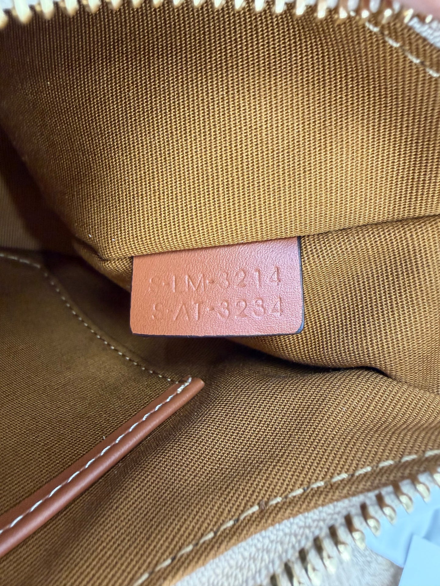 https://res.cloudinary.com/dyql5hig8/image/upload/v1761062973/wfdimvzatlejb8jbikdv.jpg