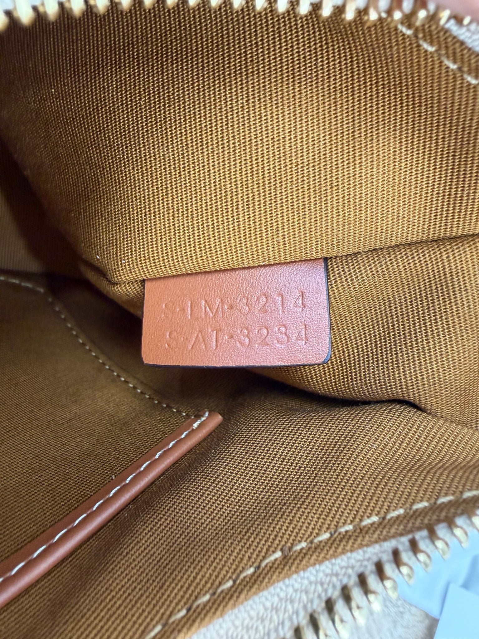 https://res.cloudinary.com/dyql5hig8/image/upload/v1761062973/wfdimvzatlejb8jbikdv.jpg
