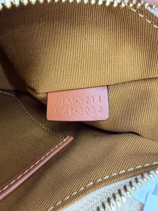 https://res.cloudinary.com/dyql5hig8/image/upload/v1761062973/wfdimvzatlejb8jbikdv.jpg