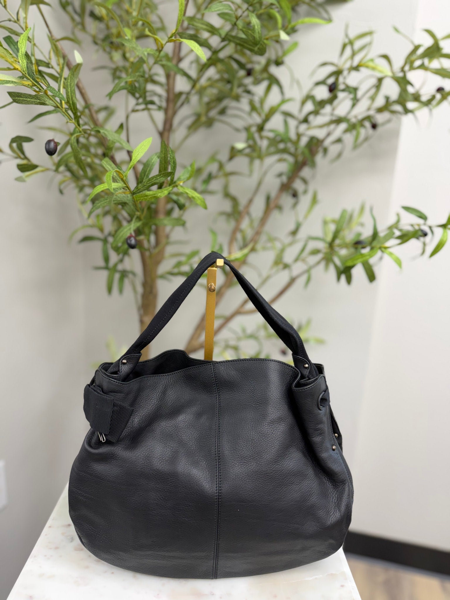 Salvatore Ferragamo Black Leather Vara Bow Hobo Handbag