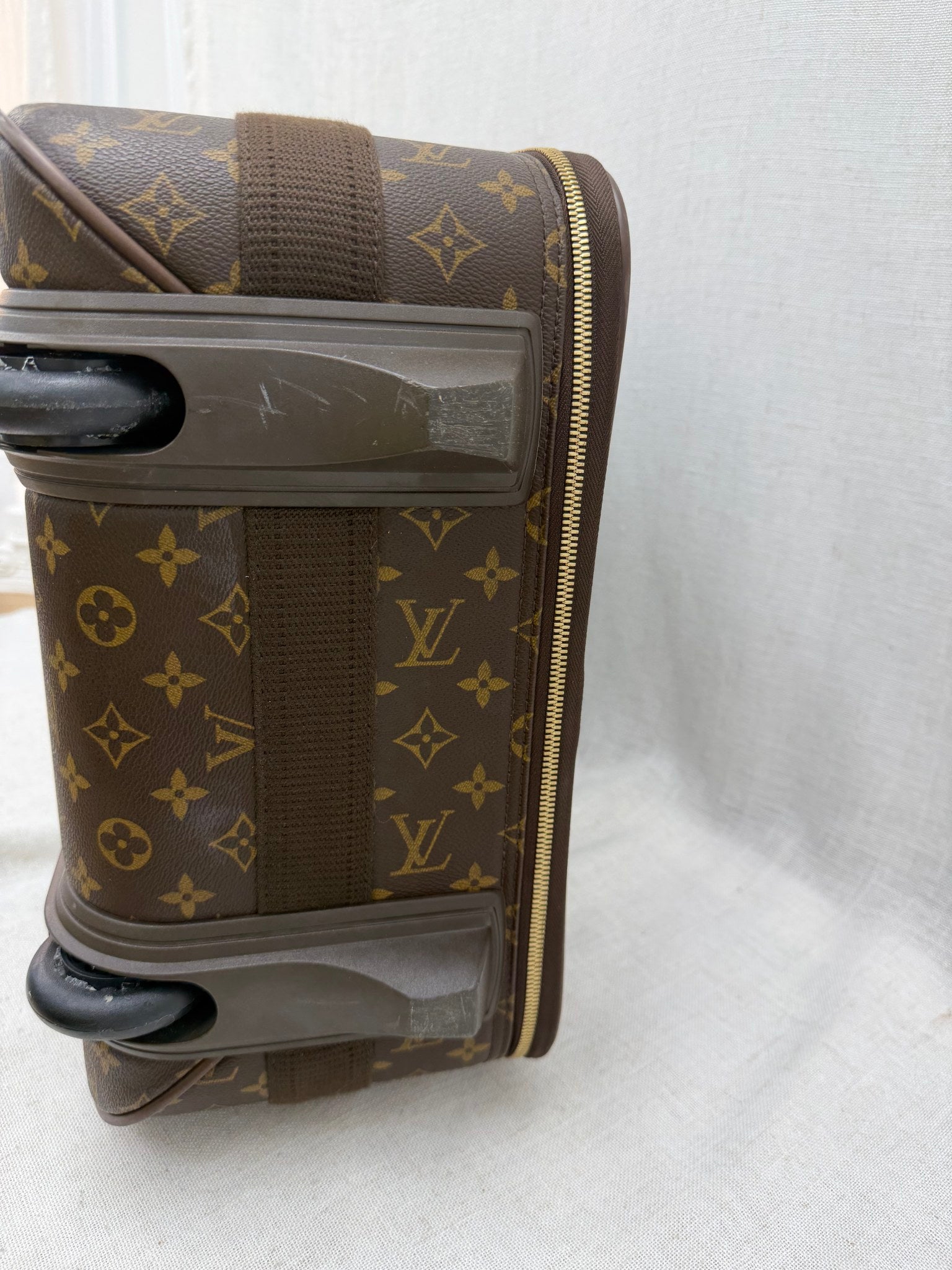 Louis Vuitton Monogram Pegasus 55 Carry on
