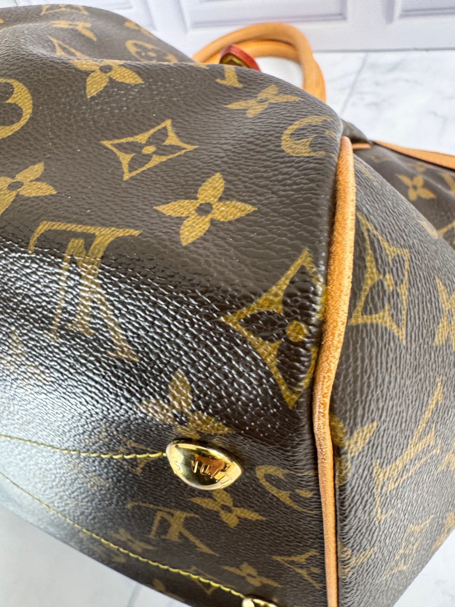 Louis Vuitton Monogram Tivoli Tote Bag GM