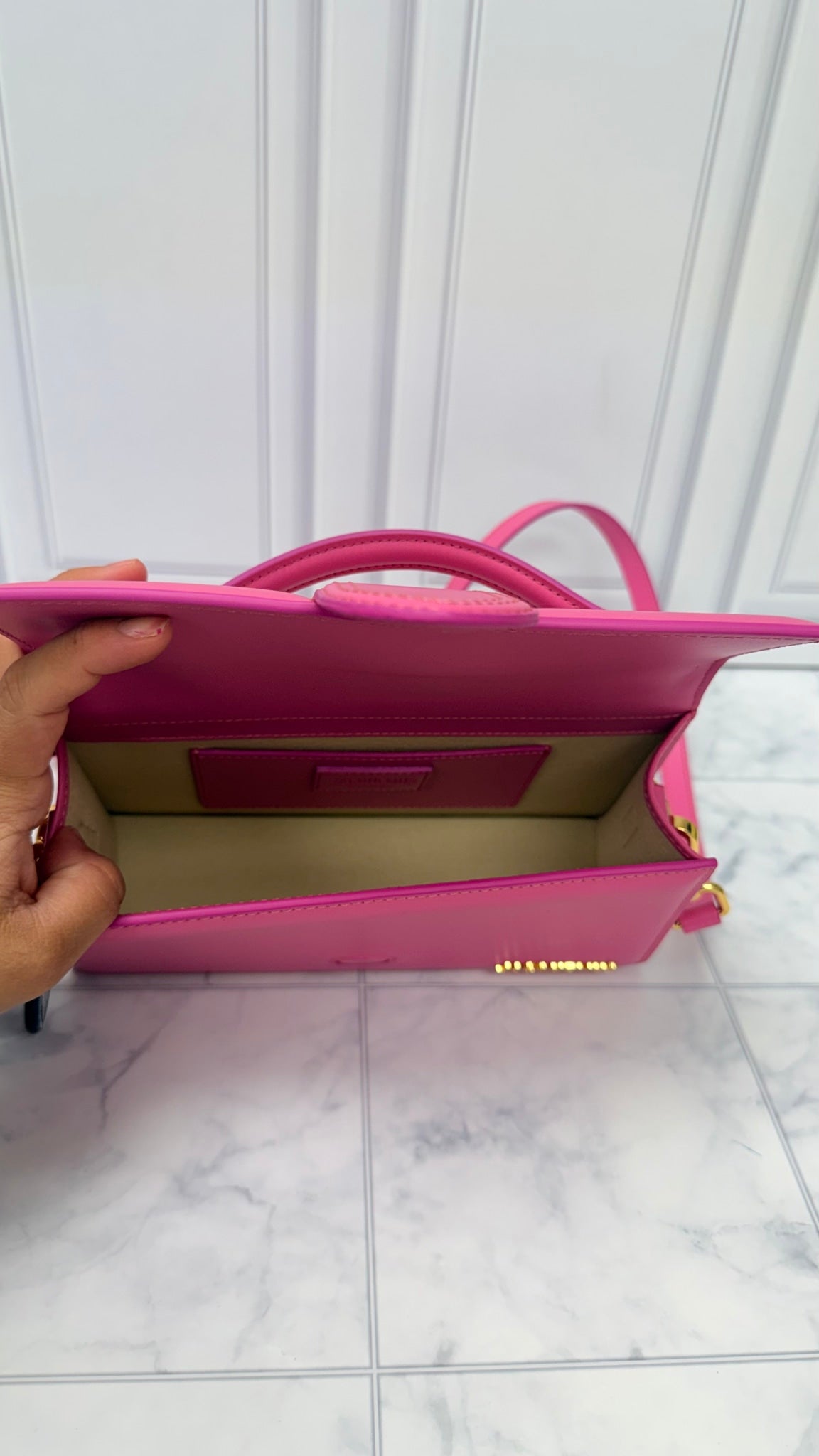 BRAND NEW - Jacquemus Hot Pink Leather Le Grand Bambino Handbag 2Way Handbag
