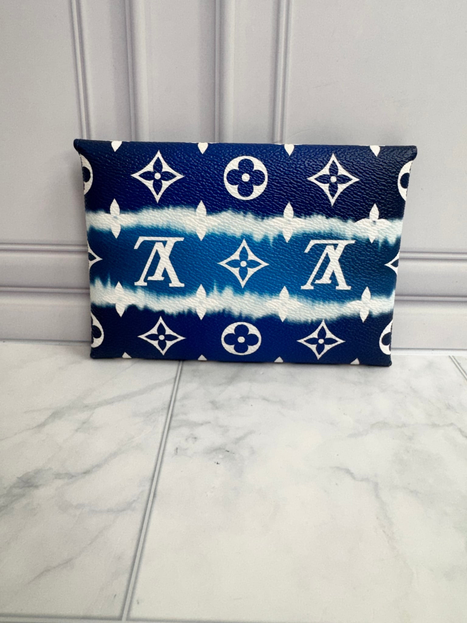 Louis Vuitton Blue Monogram Escale Medium Kirigami Pochette