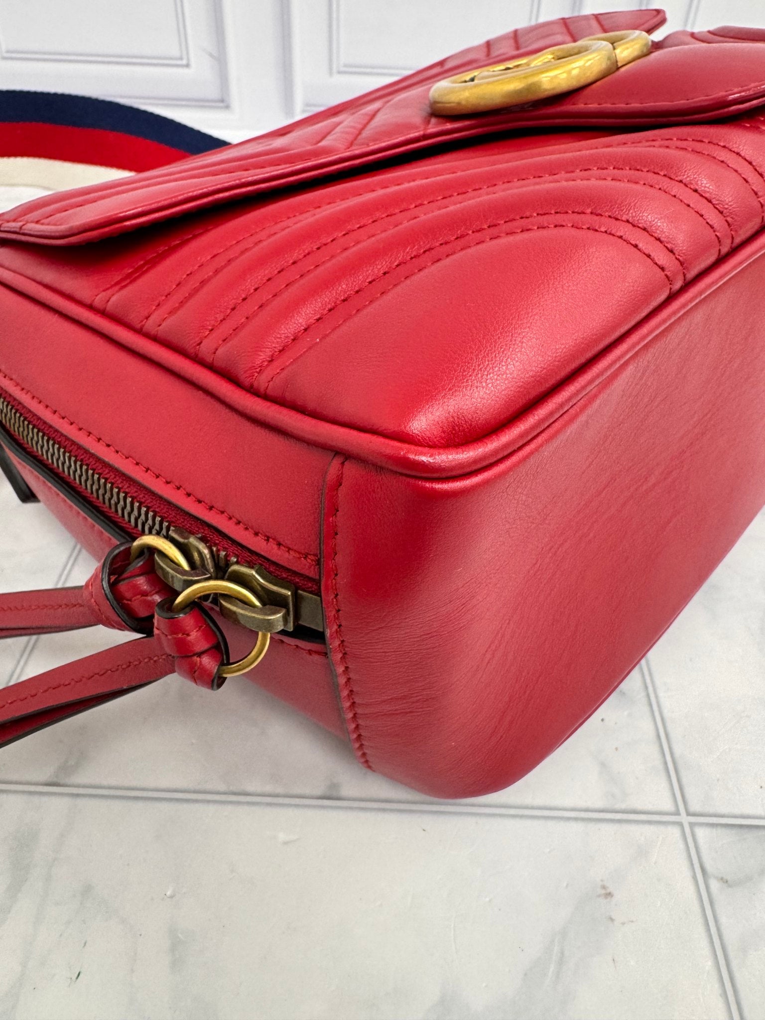 LIKE NEW - Gucci Red Matelasse GG Marmont Small 2Way Bag