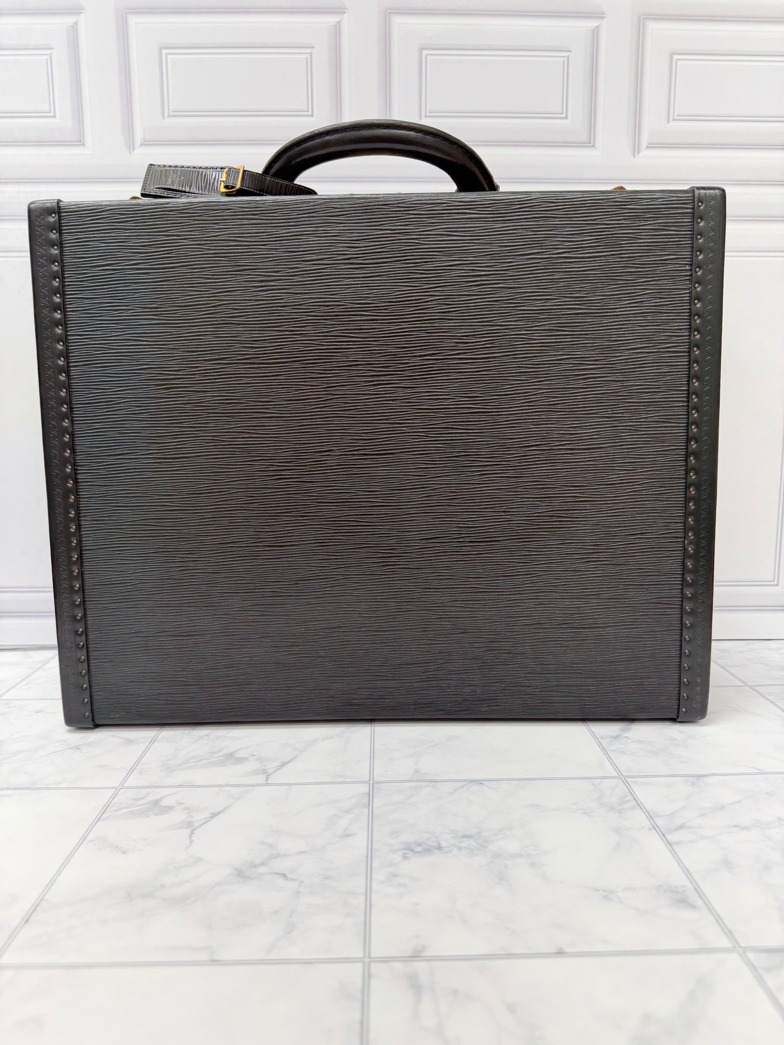 Louis Vuitton Black Epi Leather President Briefcase