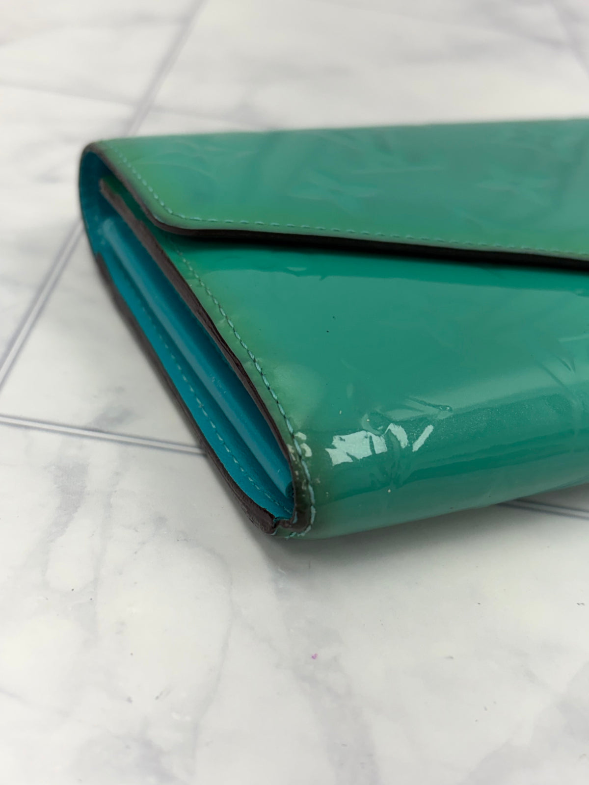 Louis Vuitton Turquoise Monogram Vernis Sarah wallet