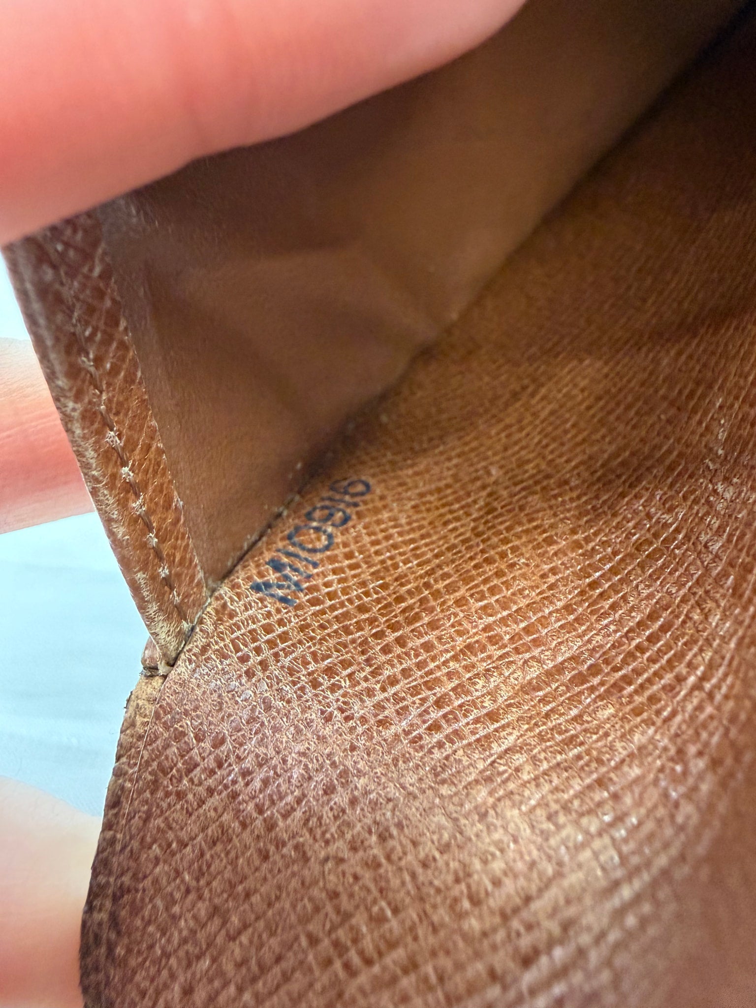 Louis Vuitton Monogram Etui Wallet