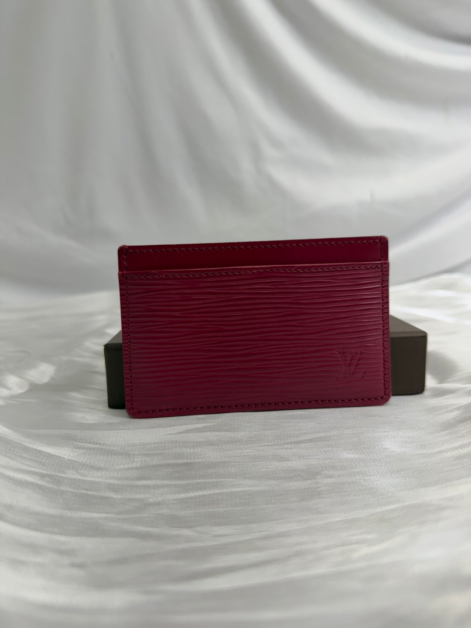 Louis Vuitton Dark Fuchsia Epi Card Case