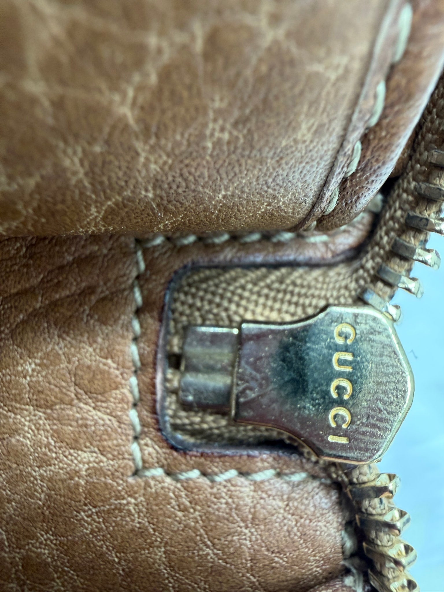 Gucci Brown Guccissima Leather Bamboo Zippy Travel Wallet