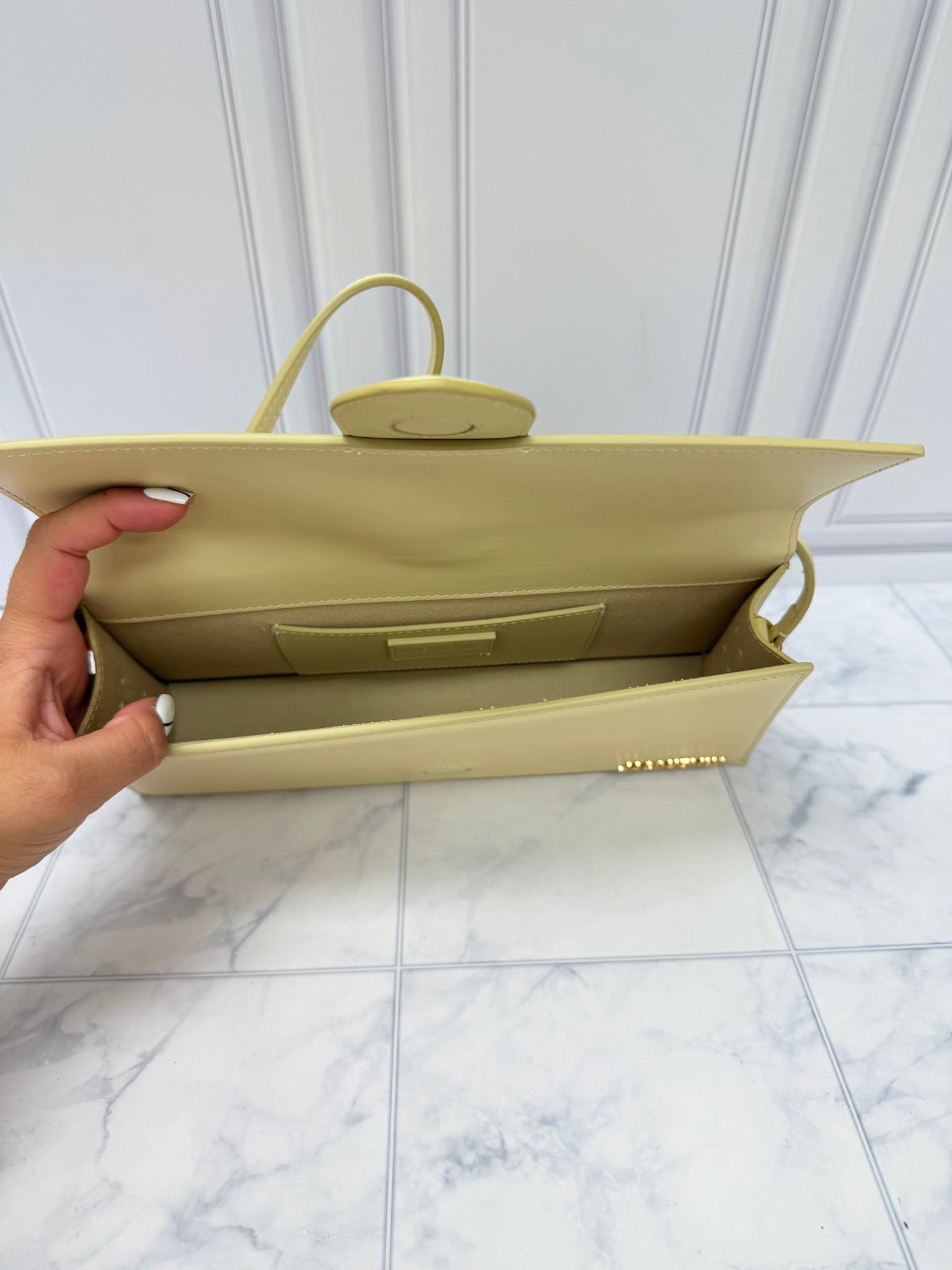 BRAND NEW - Jacquemus Creme Leather Le Bambino Long Shoulder Bag