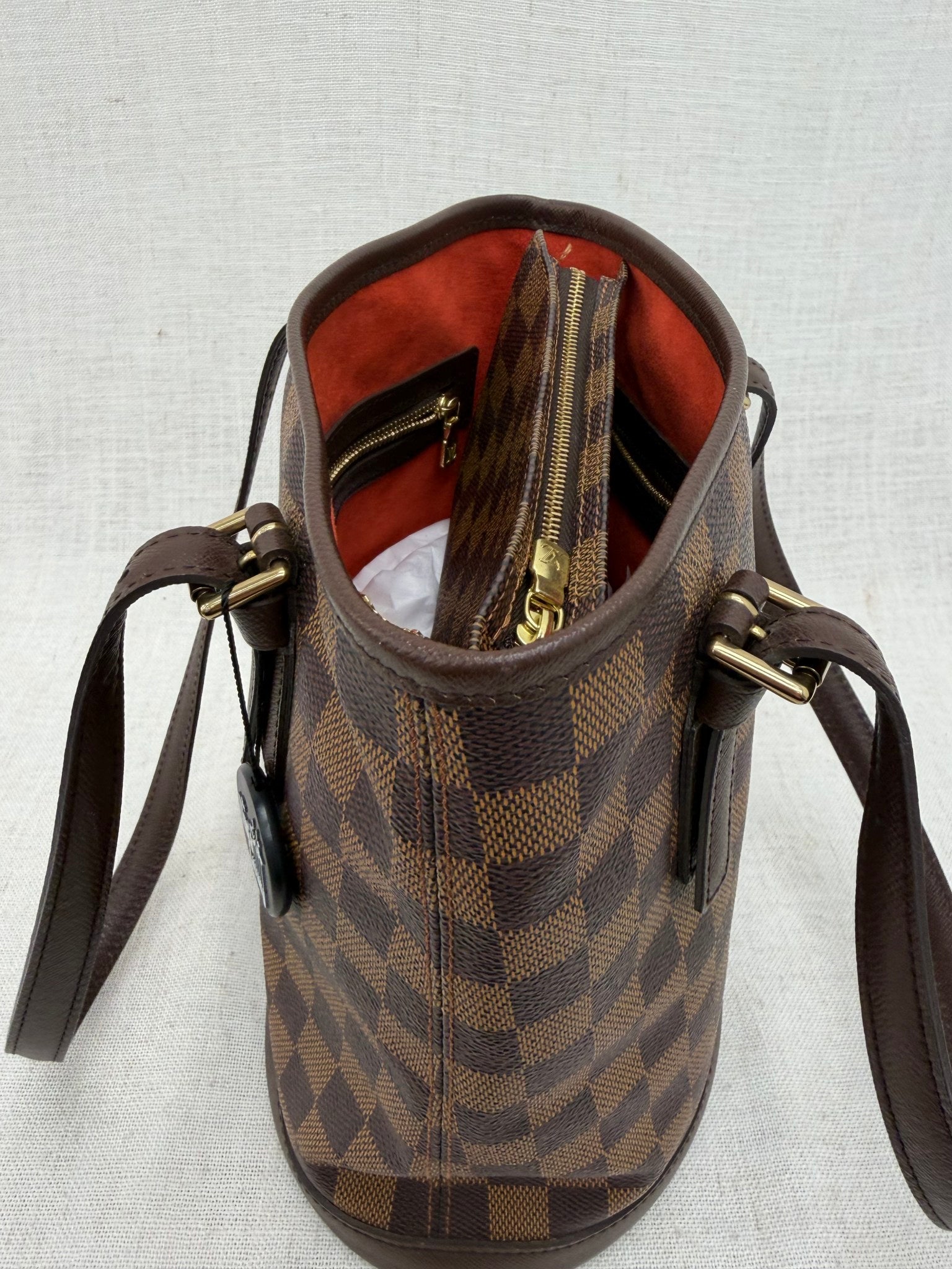 Louis Vuitton Damier Ebene Marais Bucket Bag