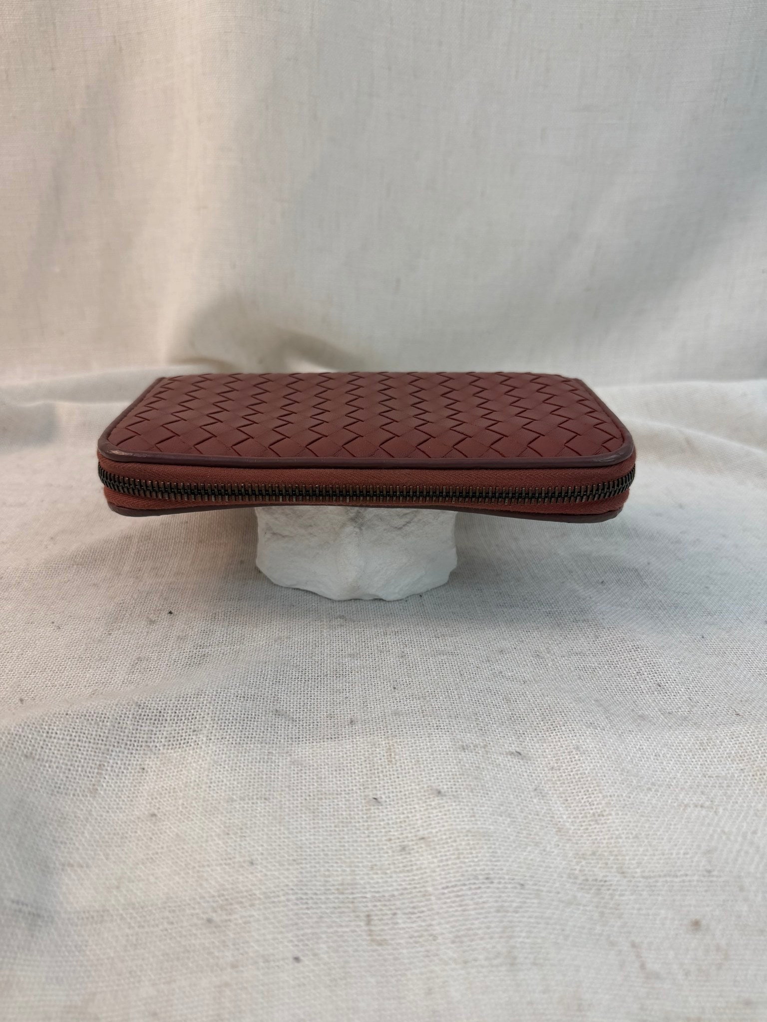 Bottega Veneta Rust Leather Intrecciato Zippy Wallet