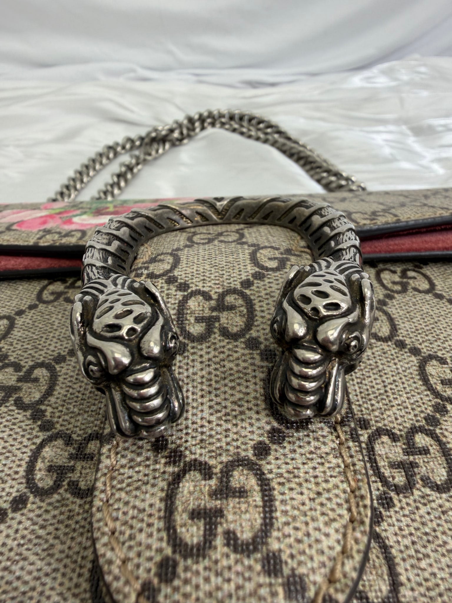 Gucci GG Supreme Pink Blooms Small Dionysus Bag