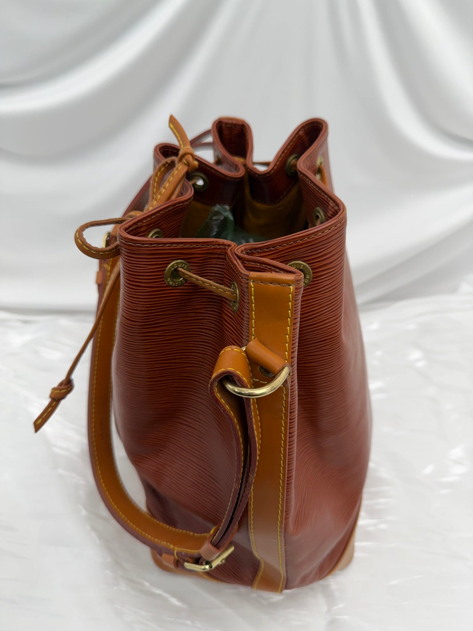 Louis Vuitton Brown Epi Noe Bucket Bag GM