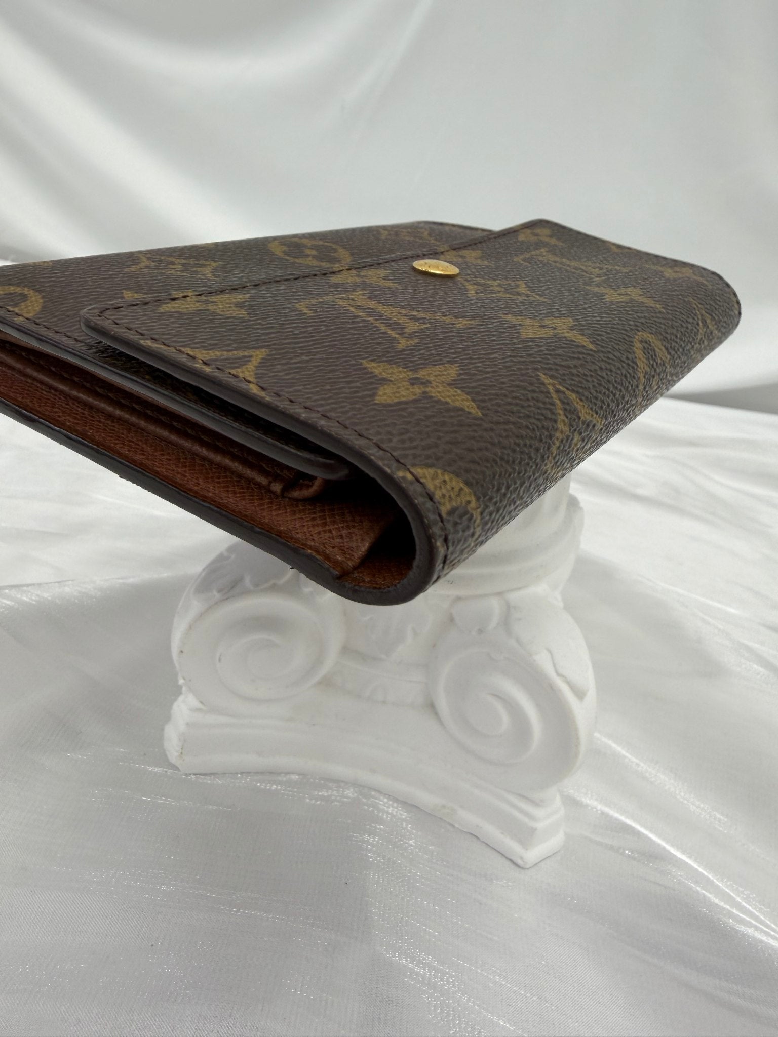Louis Vuitton Monogram Etui Wallet