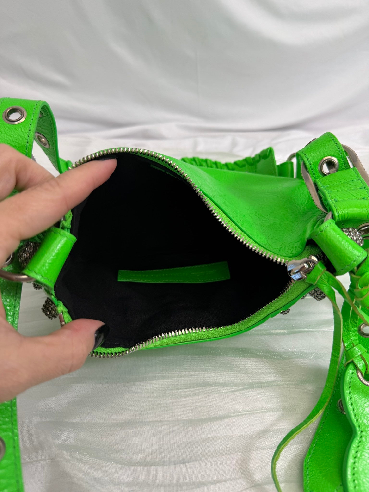 LIKE NEW Balenciaga Green Le Cagole Shoulder Bag