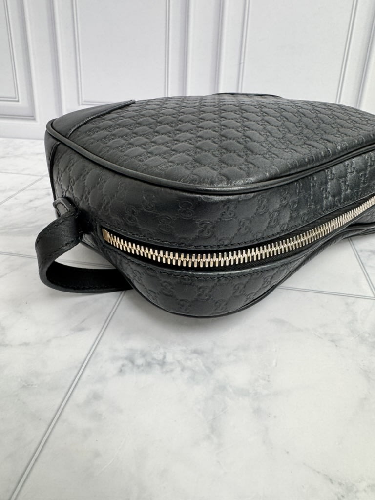 Gucci Black Microguccissima Leather Bree Messenger Mini Shoulder Bag