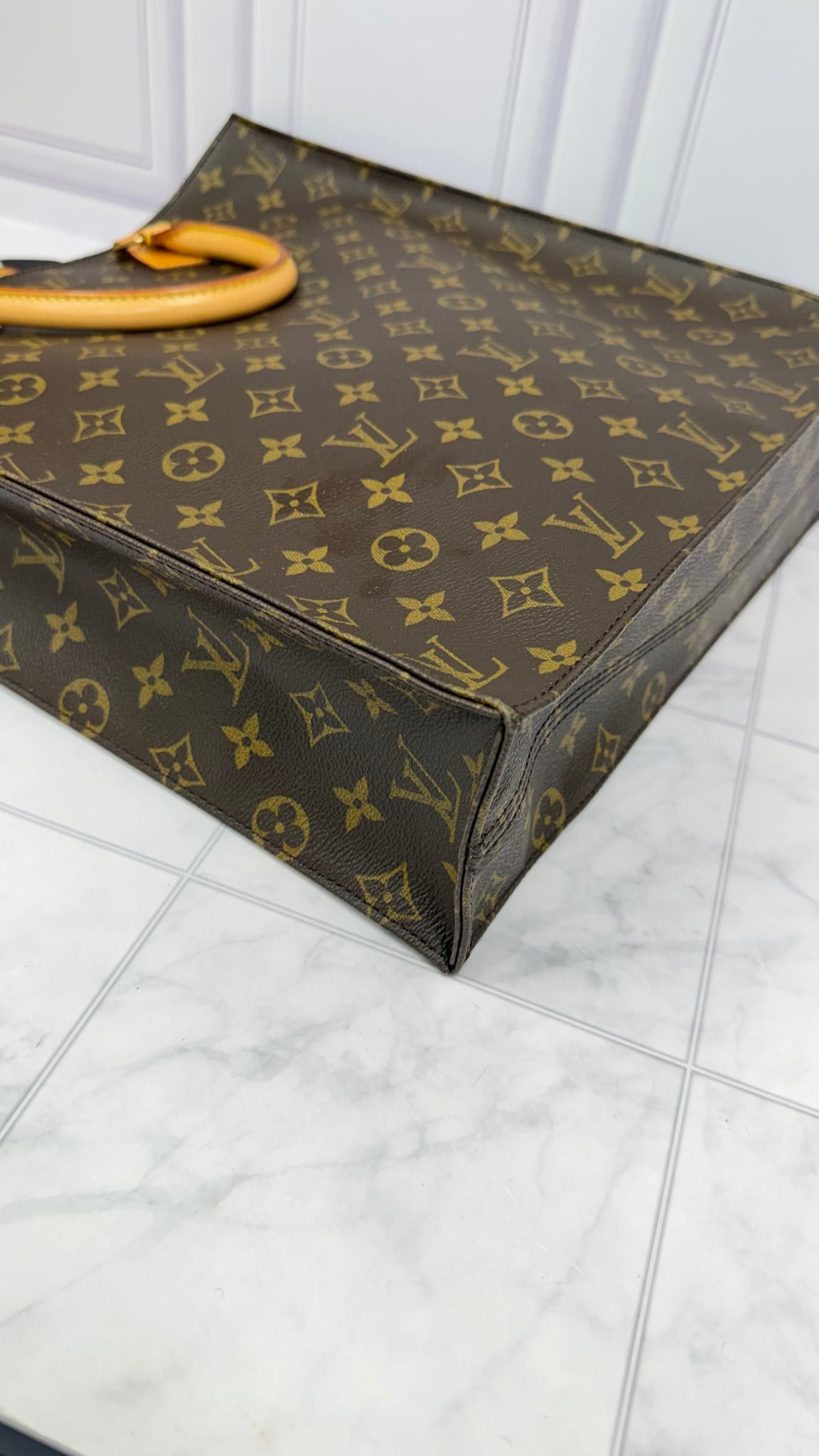 Louis Vuitton Monogram Sac Plat