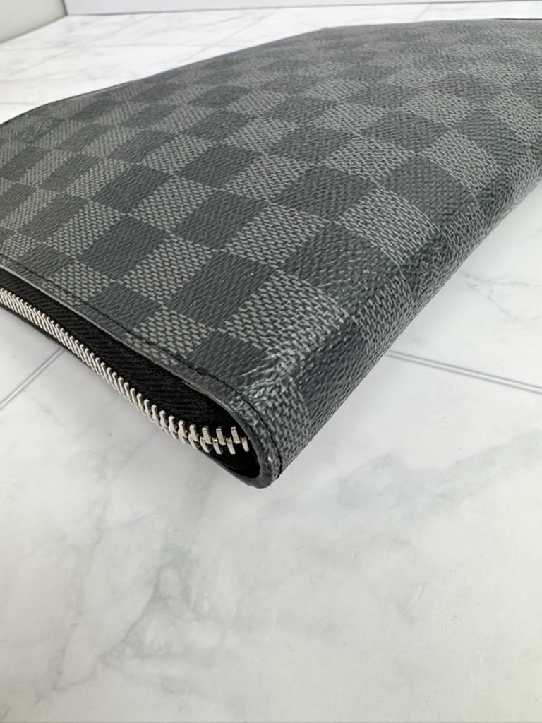Louis Vuitton Damier Graphite Pochette Jour MM