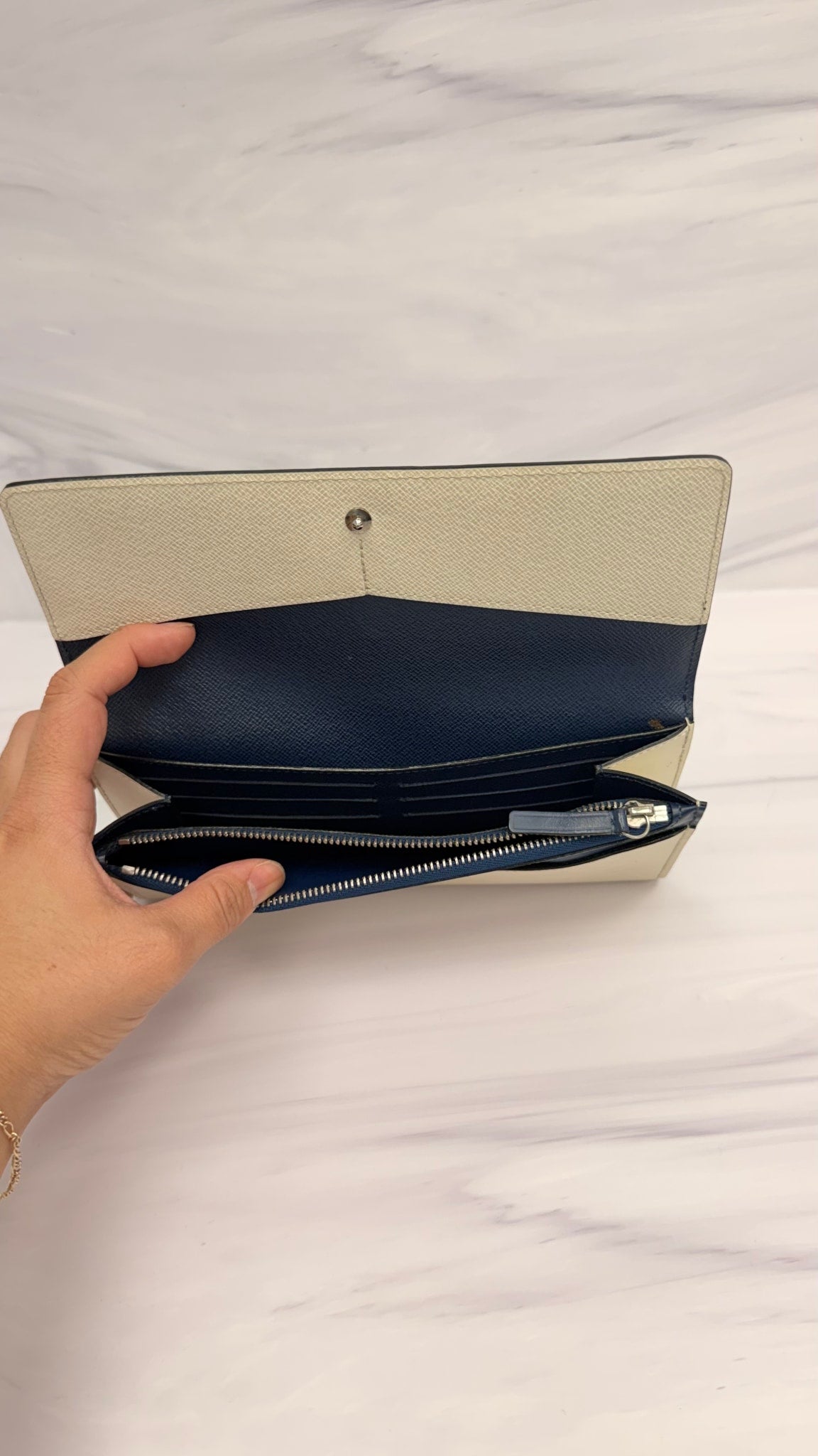 Louis Vuitton Blue And Cream Epi Leather Long Wallet
