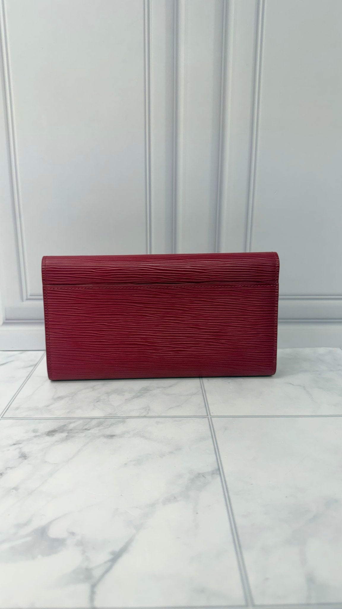 Louis Vuitton Pink Epi Leather Sarah Wallet