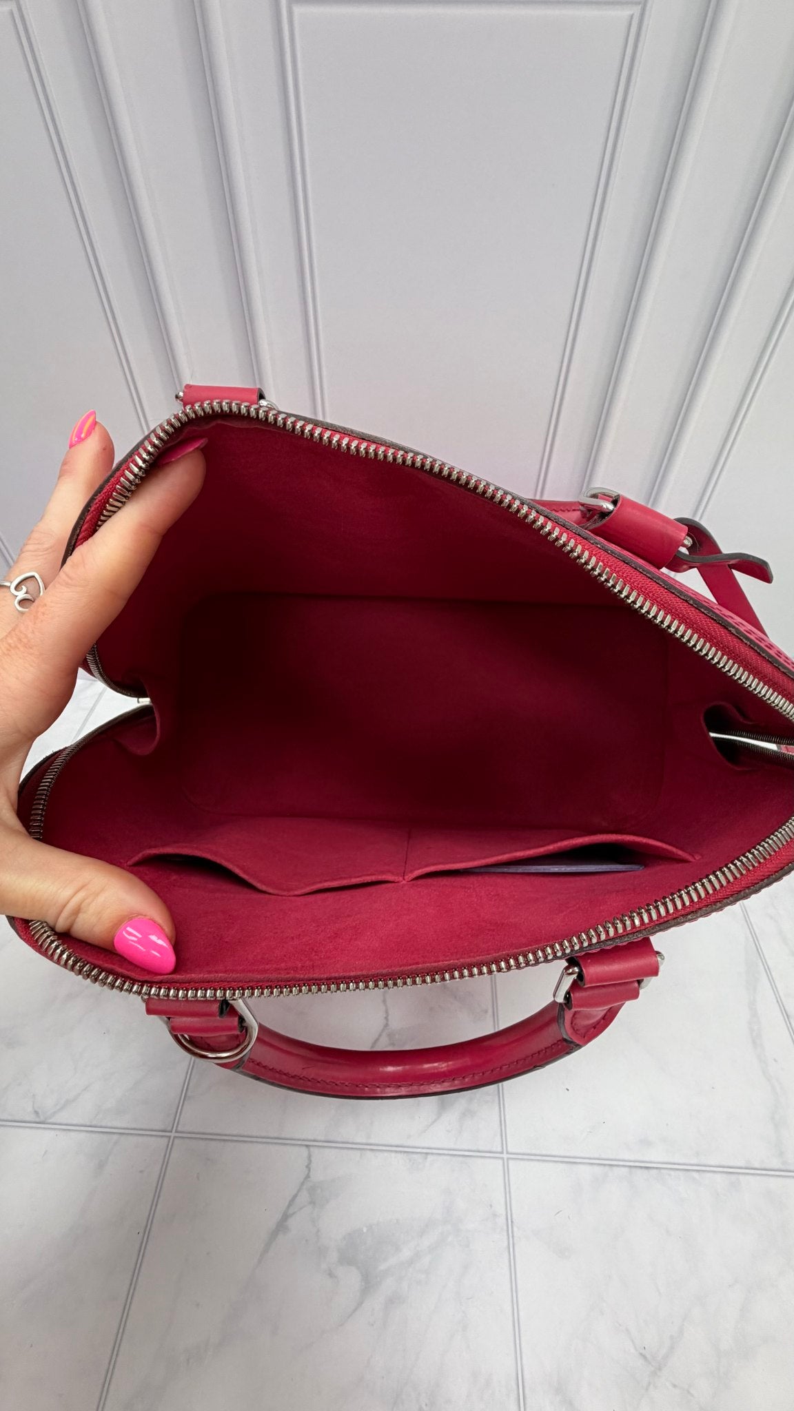 Louis Vuitton Pink Epi Alma PM