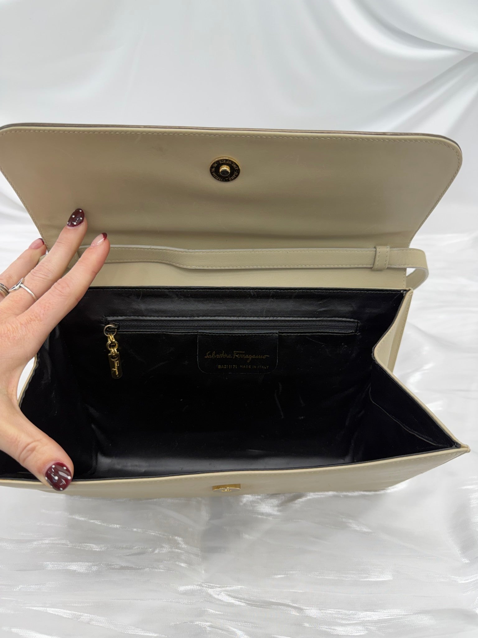 Salvatore Ferragamo Vintage Tan Leather Shoulder Bag