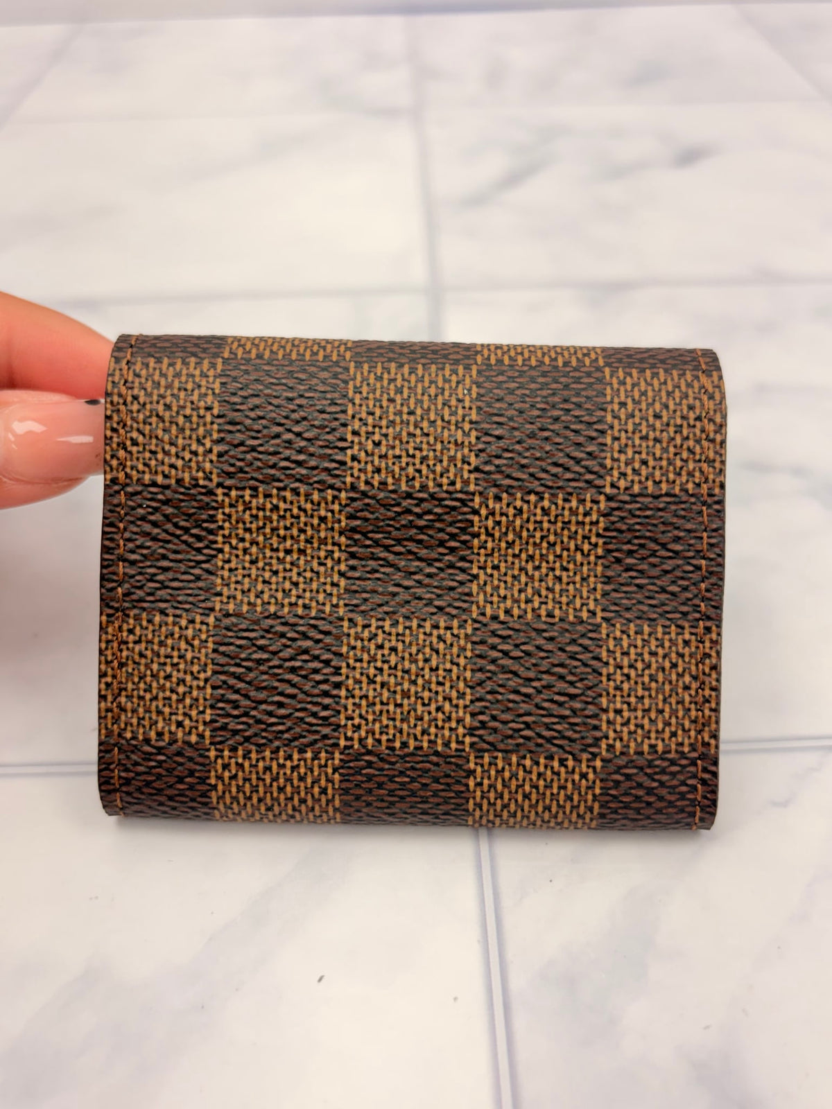 LIKE NEW - Louis Vuitton Damier Ebene Cufflinks Case