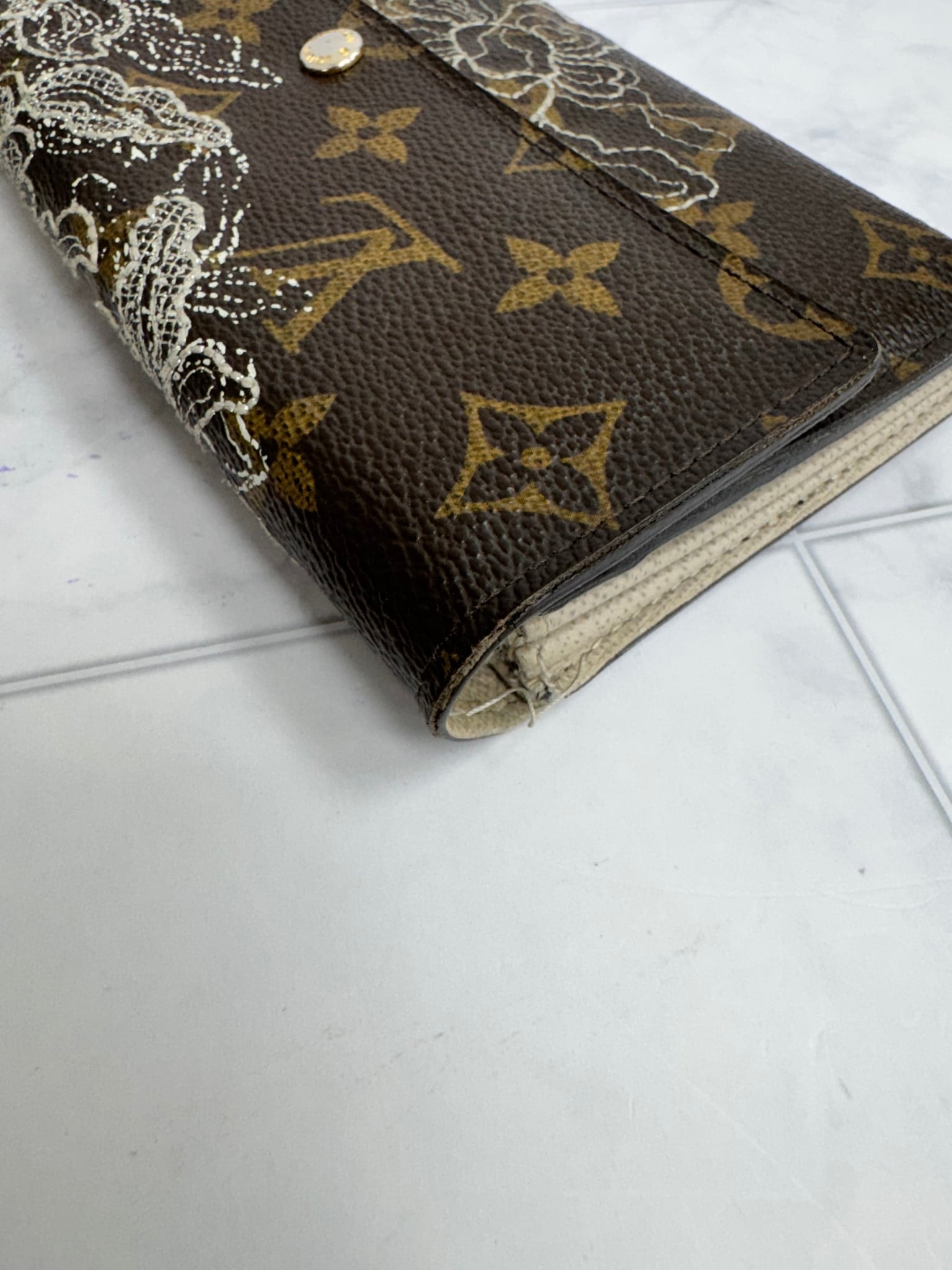 Louis Vuitton Monogram Dentelle Embroidered Sarah Wallet