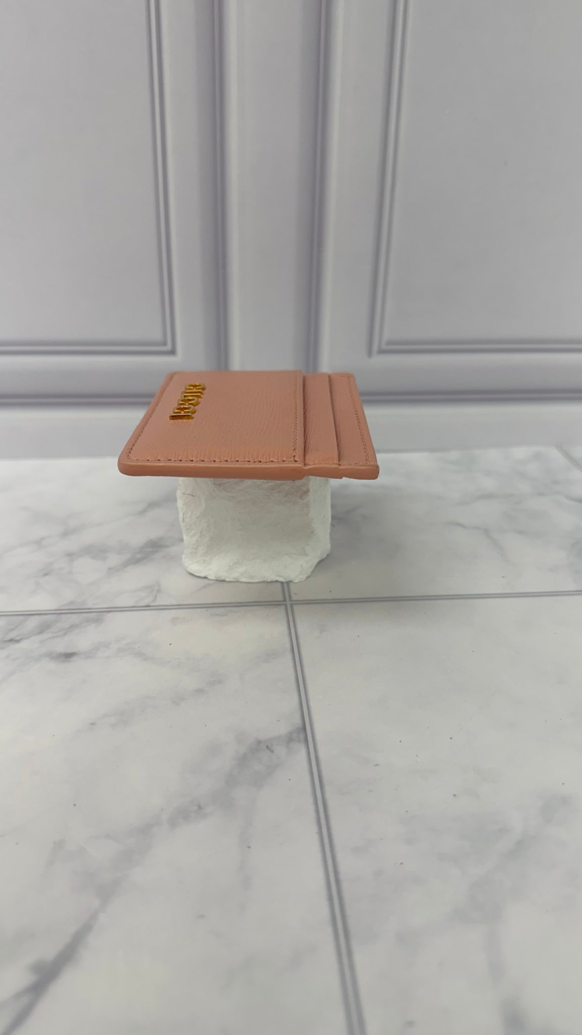 LIKE NEW - Gucci Pink Leather Card Holder