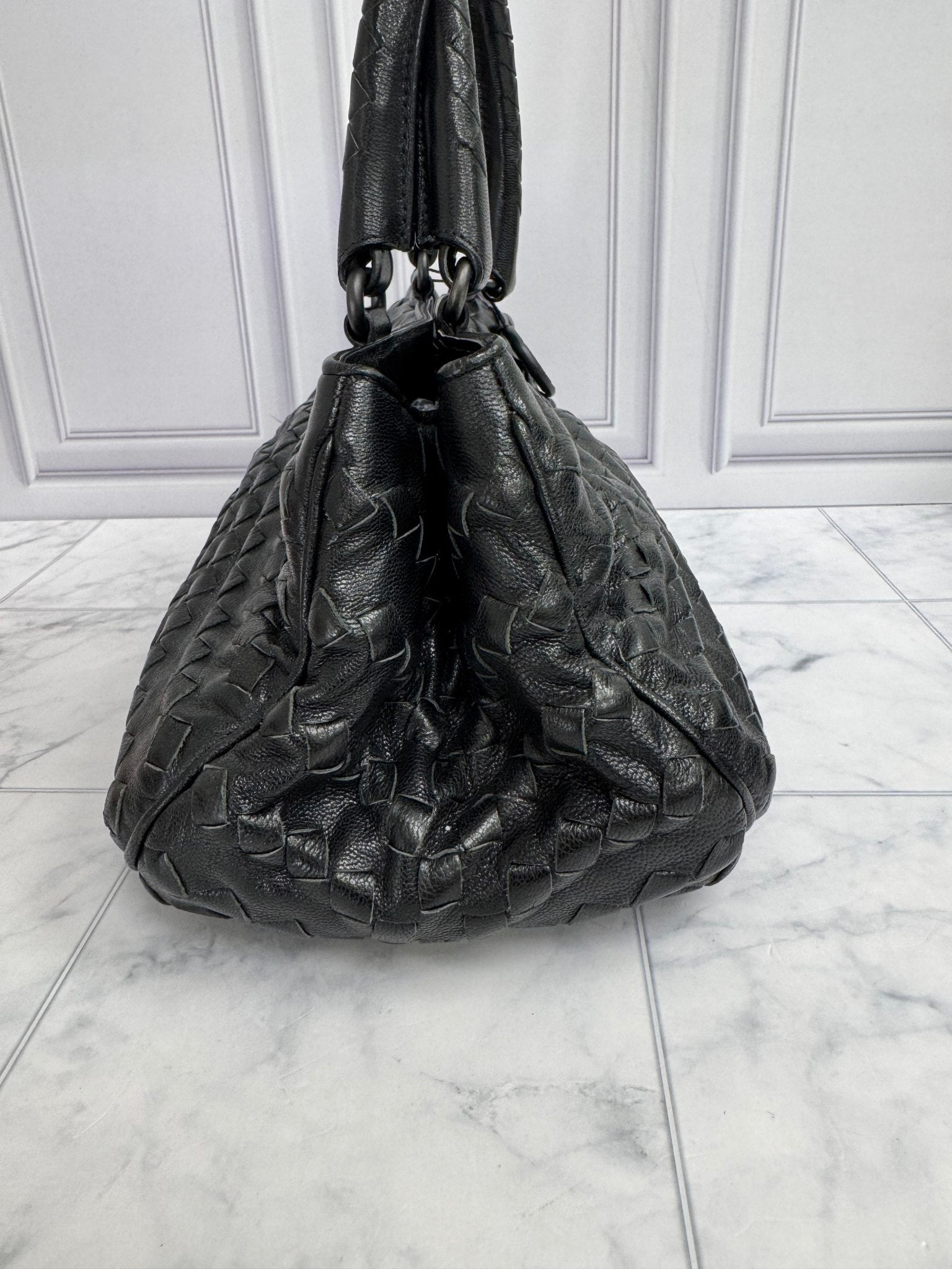 Bottega Veneta Black Intrecciato Leather Handbag