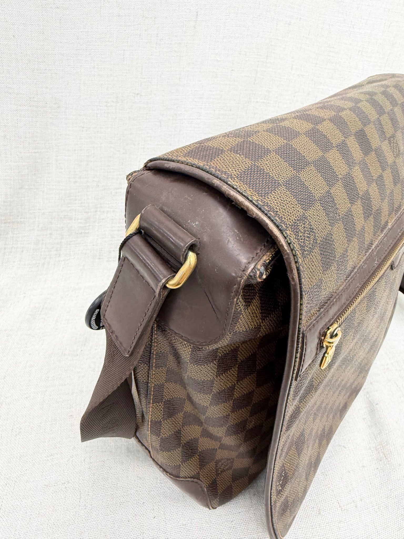 Louis Vuitton Damier Ebene Spencer Messenger Bag