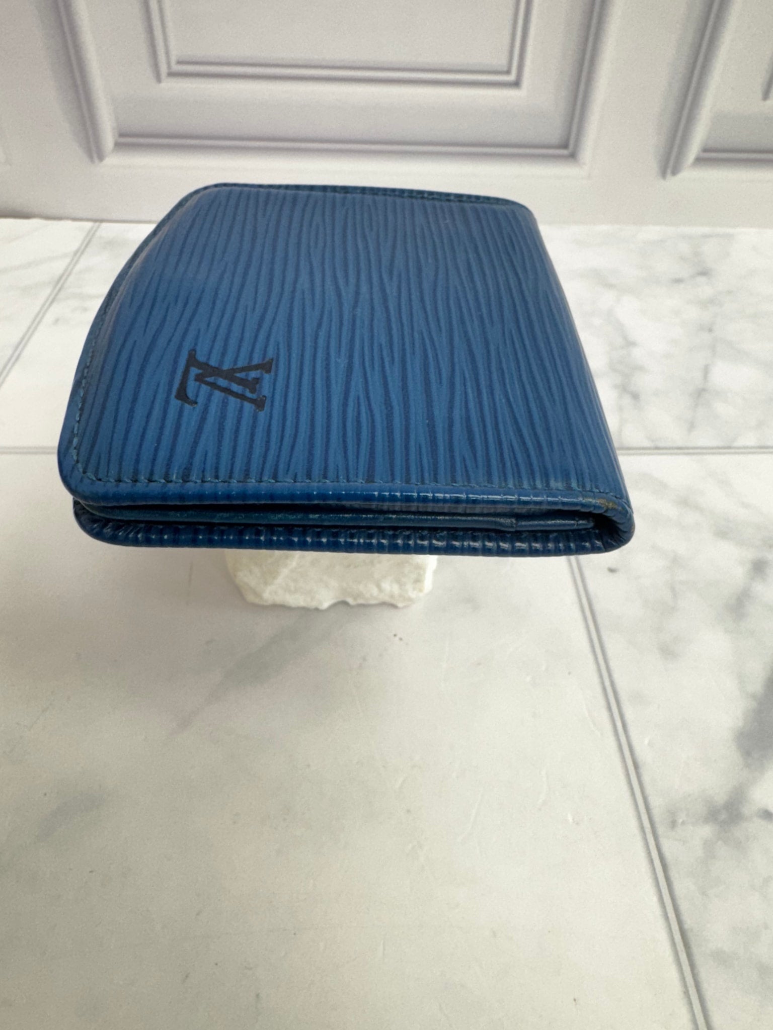 Louis Vuitton Blue Epi Leather Toledo Collapsible Mini Boite Coin Case