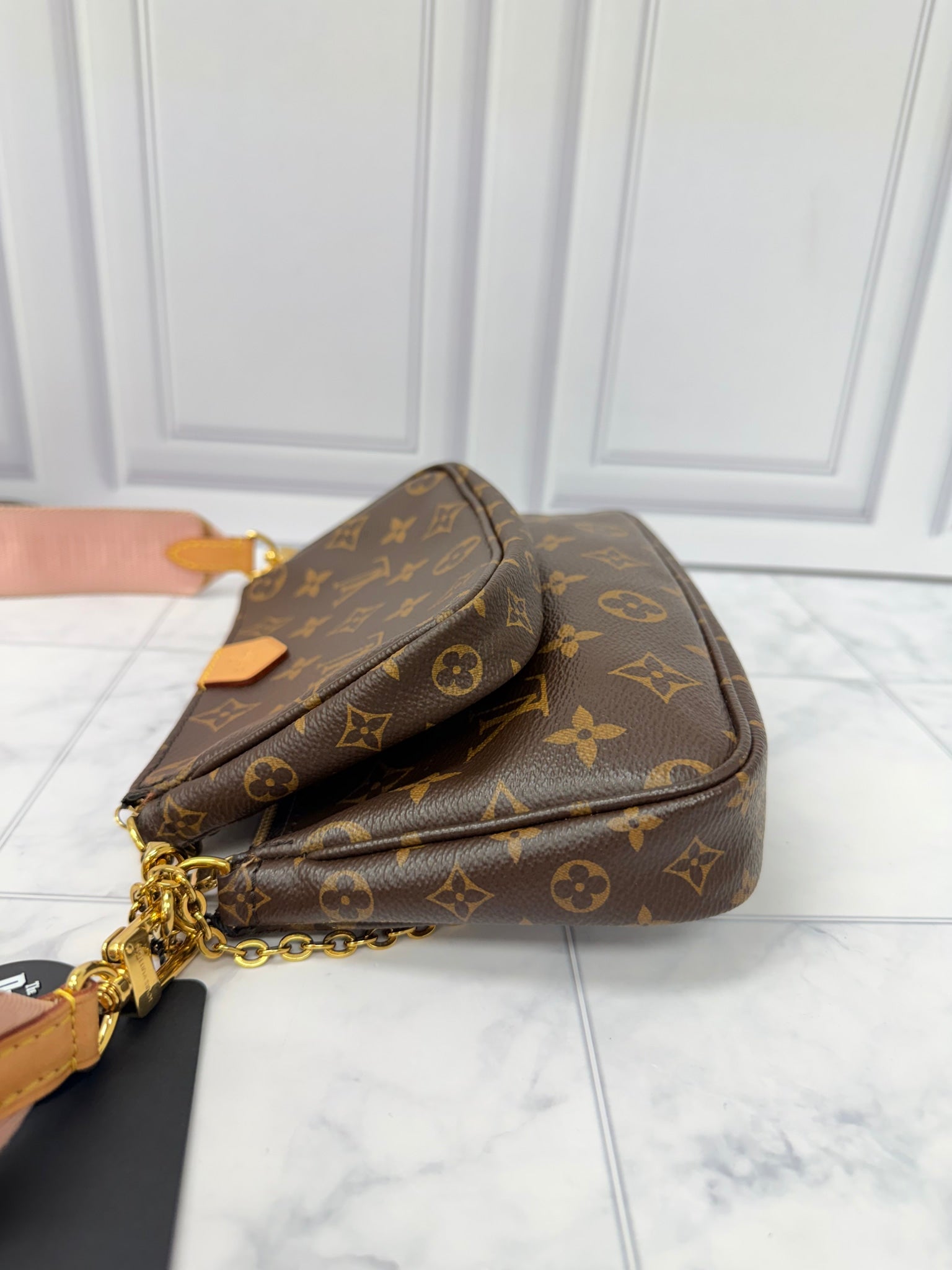 Louis Vuitton Multi Pochette Accessoires Crossbody Bag