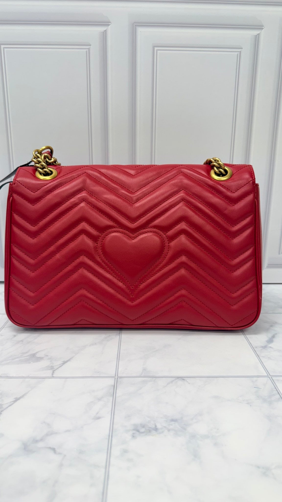 Gucci Red Leather GG Marmont Medium Shoulder Bag