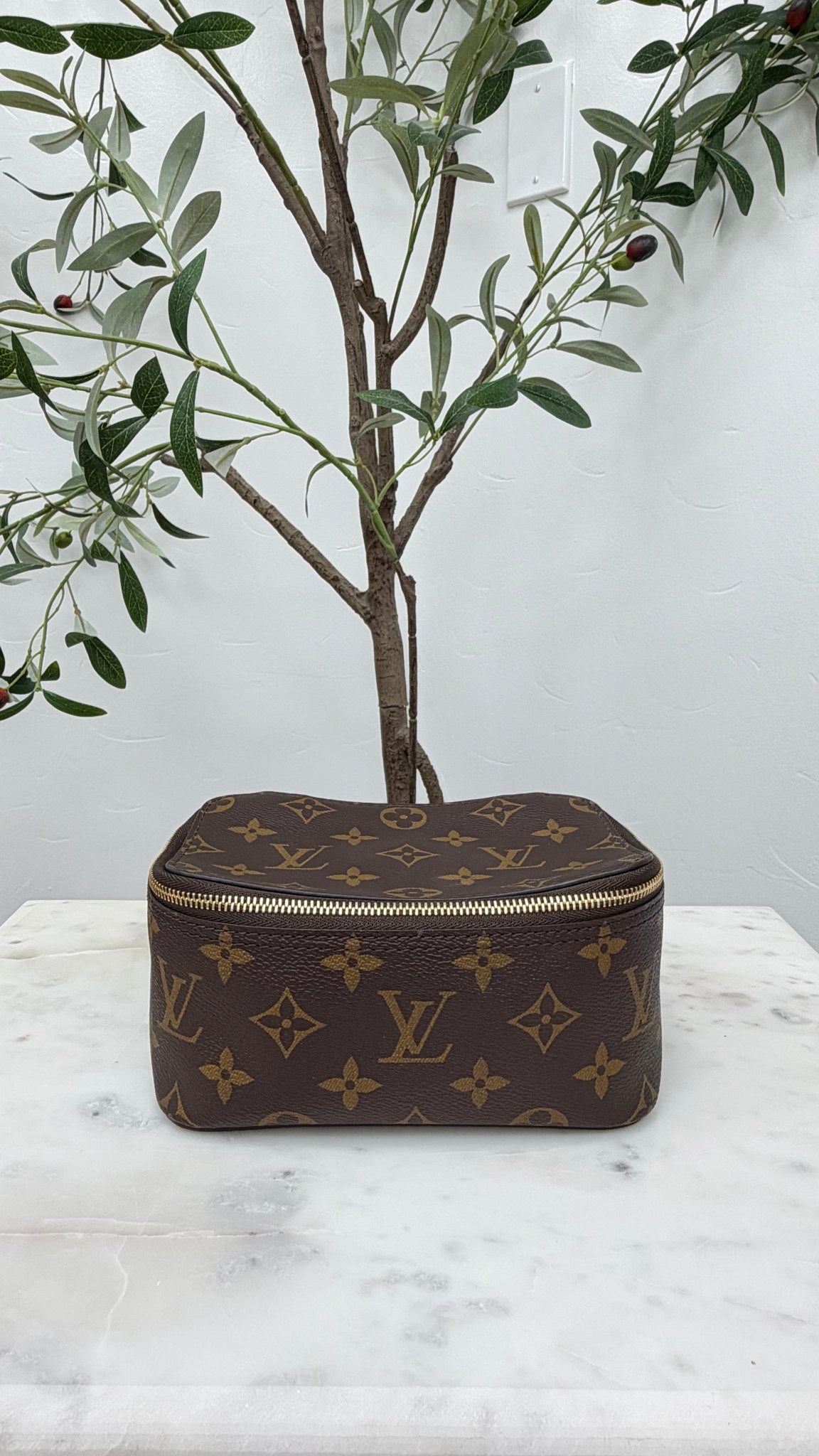 BRAND NEW - Louis Vuitton Monogram Packing Cube PM