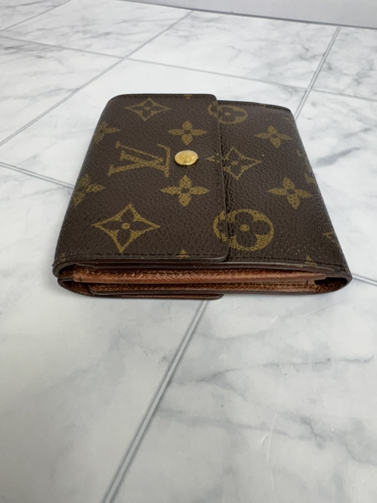 Louis Vuitton Monogram Elise Compact Wallet