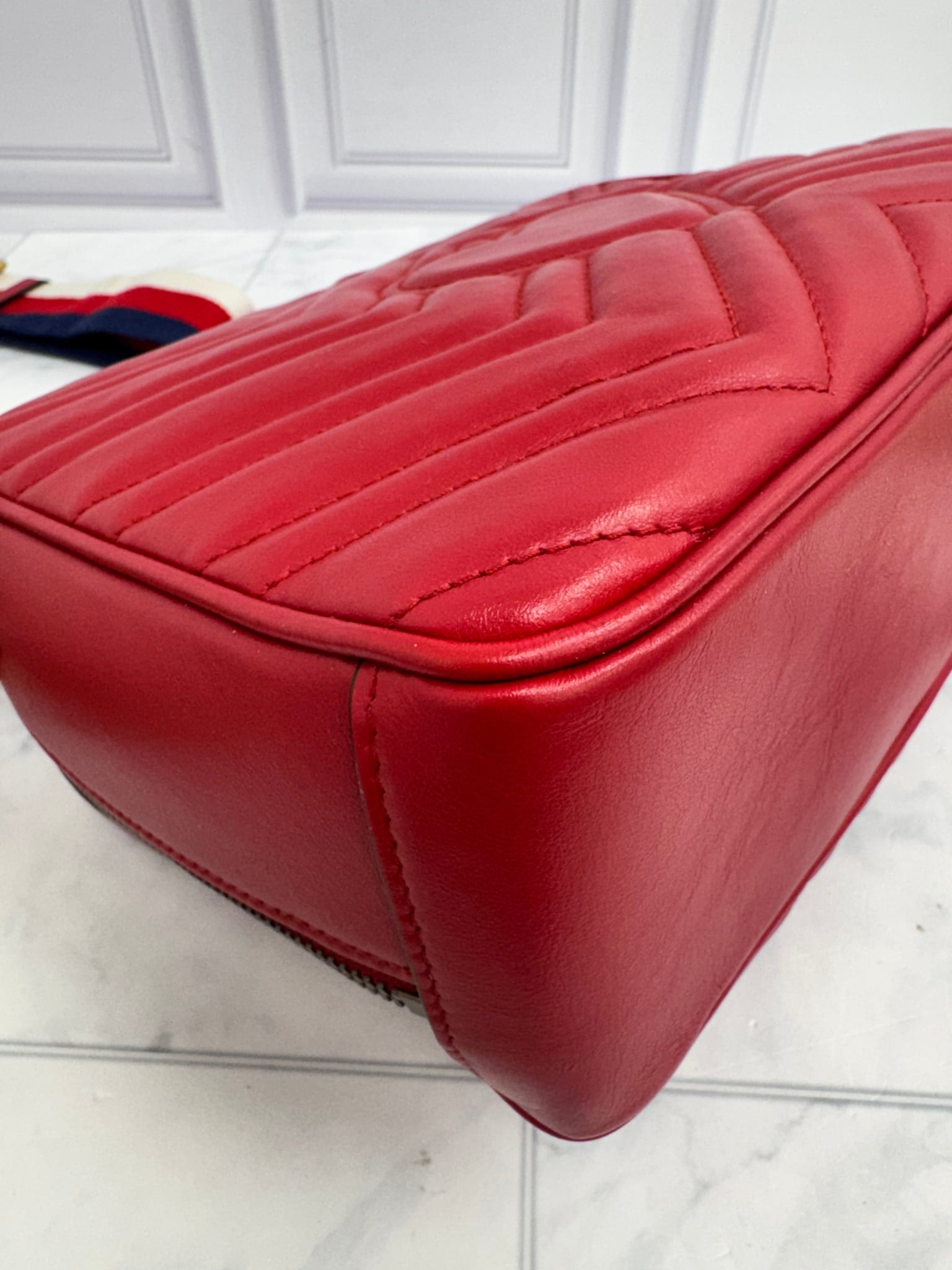 LIKE NEW - Gucci Red Matelasse GG Marmont Small 2Way Bag